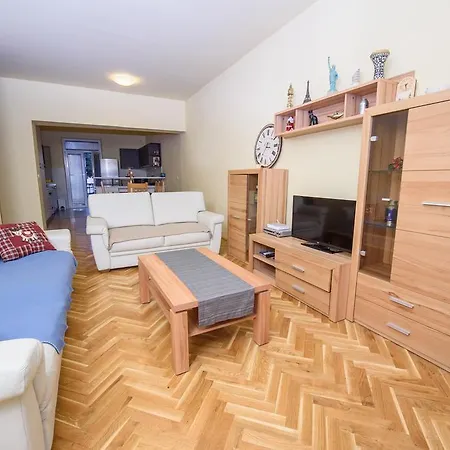 Kreso Apartment