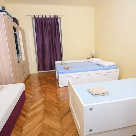 Kreso Apartment